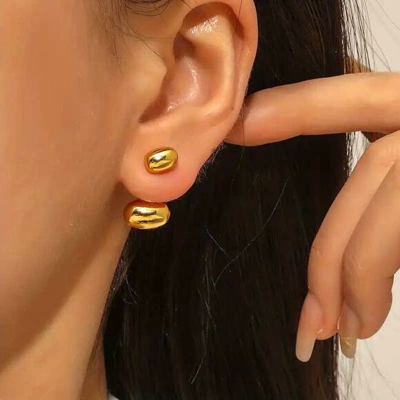14K Gold Plated Dainty Oval Shaped Earrings - Picture 1 of 5